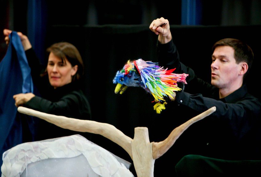 Beech Tree Puppets at the New Deal Bring Rainbow Crow to Life