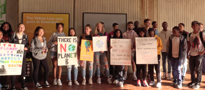 ERHS Students Metro to D.C. To Protest Climate Action